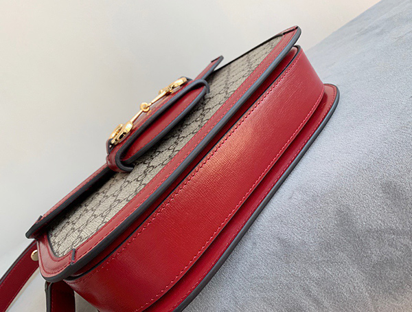 Gucci Horsebit 1955 Shoulder Bag Red sử dụng chất liệu nguyên bản như chính hãng, chuẩn 99% cma kết chất lượng tốt nhất
