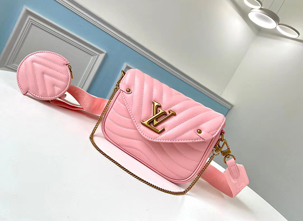 Louis Vuitton New Wave Multi Pochette Pink sử dụng chất liệu da bê nguyên bản như chính hãng, sản xuất hoàn toàn bằng thủ công, chuẩn 99%