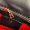 Louis Vuitton Pont 9 Bag Black sử dụng chất liệu da bê nguyên bản như chính hãng, sản xuất hoàn toàn bằng thủ công, chất lượng tốt nhất, chuẩn 99%