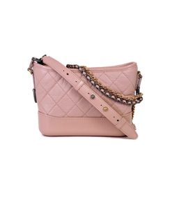 Chanel Gabrielle Hobo Bag Pink Calfskin sử dụng chất liệu da bê nguyên bản như chính hãng, chuẩn 99% full box và phụ kiện