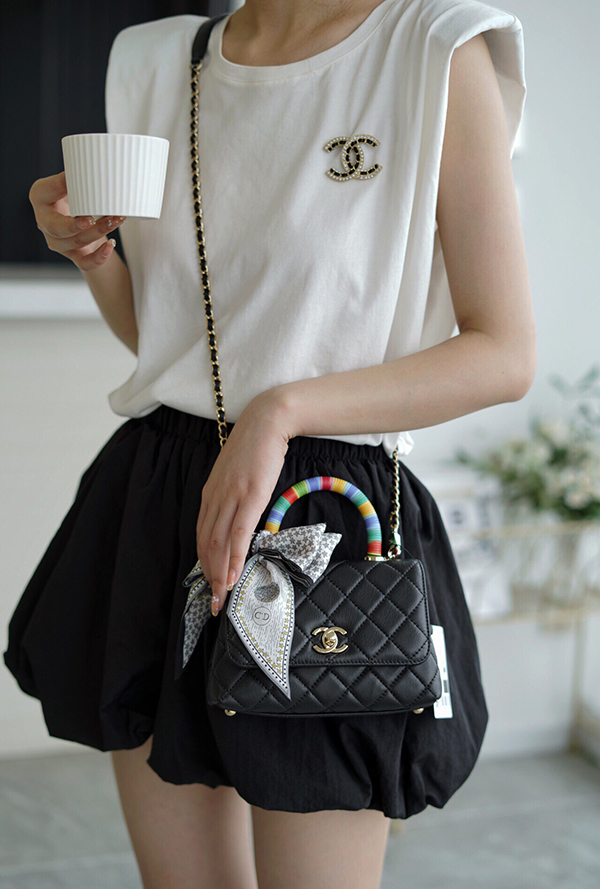 Chanel Mini Flap Bag With Top Handle Black - Nice Bag™