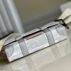 Túi Xách Louis Vuitton Trunk Sling Bag Damier chất lượng like authentic sử dụng chất liệu chính hãng, sản xuất hoàn toàn bằng thủ công, cam kết chất lượng tốt nhất full box và phụ kiện