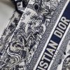 Dior Book Tote Bag Blue Toile De Jouy Embroidery like authentic sử dụng chất liệu chính hãng, sản xuất hoàn toàn bằng thủ công, cam kết chất lượng tốt nhất, hỗ trợ trả góp 0% bằng thẻ tín dụng