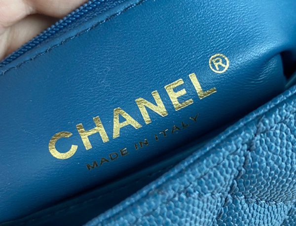 Chanel cCoco Bag Quilted Caviar With Lizard Blue like authentic sử dụng chất liệu chính hãng, sản xuất hoàn toàn bằng thủ công, cam kết chất lượng tốt nhất chuẩn 99%, full box và phụ kiện, hỗ trợ trả góp 0% bằng thẻ tín dụng