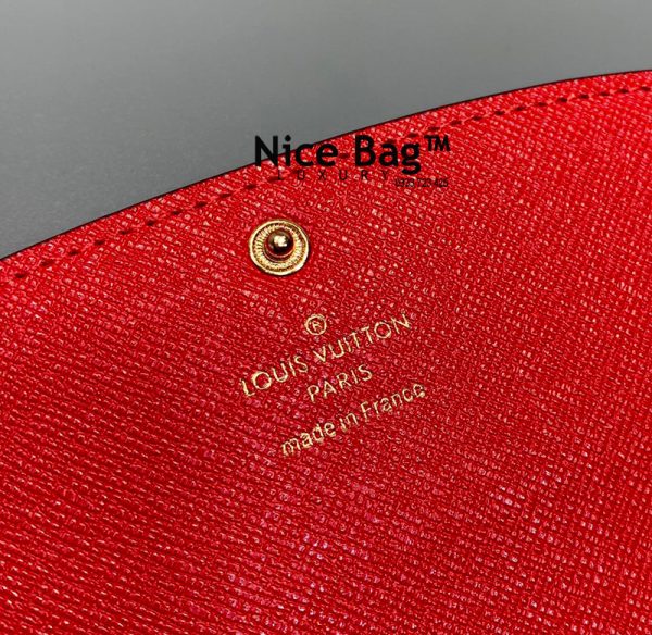 Ví Louis Vuitton Damier Ebene Emilie Wallet Red like authentic sử dụng chất liệu chính hãng, sản xuất hoàn toàn bằng thủ công, cam kết chất lượng tốt nhất, chuẩn 99% so với chính hãng, full box và phụ kiện