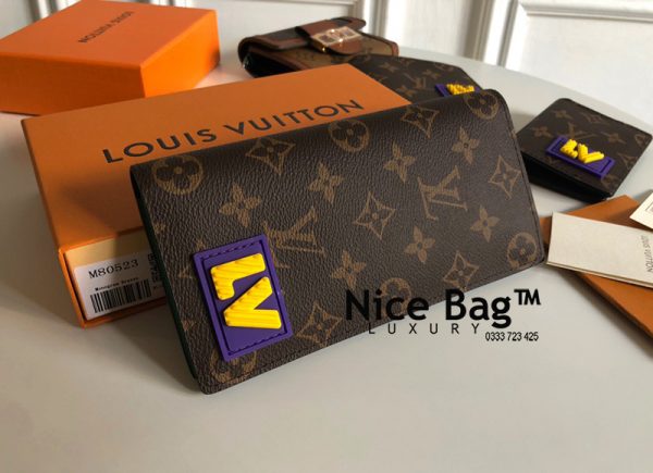 Ví Louis Vuitton Brazza Wallet Monogram Coated Canvas In Brown like authentic sử dụng chất liệu chính hãng, sản xuất hoàn toàn bằng thủ công, cam kết chất lượng tốt nhất, full box và phụ kiện