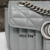 Túi Gucci Marmont 2021 Size 22 Gray like authentic sử dụng chất liệu da thật nguyên bản như chính hãng, sản xuất hoàn toàn bằng thủ công, chuẩn 99% so với chính hãng, full box và phụ kiện