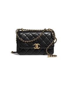 Túi Chanel small Flap Bag Calfskin & Gold-Tone Metal black like authentic sử dụng chất liệu chính hãng sản xuất hoàn toàn bằng thủ công, chuẩn 99% so với chính hãng, full box và phụ kiện