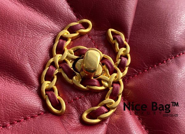 Túi Xách Chanel 19 Bag Red like authentic sử dụng chất liệu chính hãng, sản xuất hoàn toàn bằng thủ công, cam kết chất lượng tốt nhất, chuẩn 99%, full box và phụ kiện