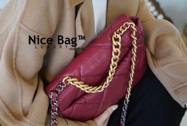 Túi Xách Chanel 19 Bag Red like authentic sử dụng chất liệu chính hãng, sản xuất hoàn toàn bằng thủ công, cam kết chất lượng tốt nhất, chuẩn 99%, full box và phụ kiện