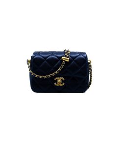 Túi Chanel 21k Black Bag like authentic sử dụng chất liệu da nguyên bản như chính hãng, sản xuất hoàn toàn bằng thủ công, chuẩn 99% so với chính hãng, full box và phụ kiện