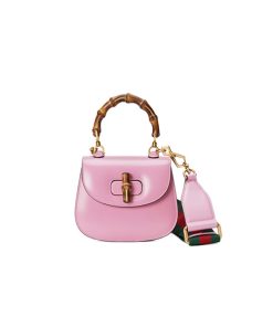 Túi Xách Gucci Small Top Handle Bag With Bamboo Pink like authentic sử dụng chất liệu da nguyên bản như chính hãng, chuẩn 99% full box và phụ kiện