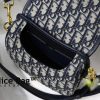 Dior Bobby Small Bag Blue Dior Oblique Jacquard like authentic sử dụng chất liệu chính hãng, thêu chi tiết, chuẩn 99% so với chính hãng, full box và phụ kiện, cam kết chất lượng tốt nhất