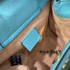 Ggucci Diana Mini Tote Bag Blue like authentic sử dụng chất liệu chính hãng da bê, tay cầm sử dụng chất liệu tre, sản xuất hoàn toàn bằng thủ công, cam kết chất lượng tốt nhất chuẩn 99% so với chính hãng