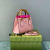Gucci Diana Tote Bag Mini Pink like authentic sử dụng chất liệu da bê nguyên bản so với chính hãng, tay cầm được sử dụng chất liệu tre, làm hoàn toàn bằng thủ công, cam kết chất lượng tốt nhất chuẩn 99% so với chính hãng
