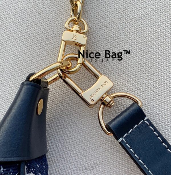 Louis Vuitton Lv Loop Bag Navy Blue like authentic sử dụng chất liệu hãng, chuẩn 99% so với chính hãng, full box và phụ kiện, cam kết chất lương tốt nhất chuẩn 99%