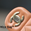 Chanel 21p Classic Mini Rectangular Flap Bag Caramel like authentic sử dụng chất liệu da cừu non, may hoàn toàn bằng thủ công, cam kết chất lượng tốt nhất, chuẩn 99% full box và phụ kiện