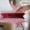 Chanel Mini Flap Bag With Top Handle Pink like authentic sử dụng chất liệu da bê dập hạt nguyên bản như chính hãng, sản xuất hoàn toàn bằng thủ công, cam kết chất lượng tốt nhất chuẩn 99% full box và phụ kiện
