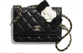 Thiết kế ấn tượng của ví Chanel wallet on chain