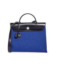 Hermes Herbag Zip Bag Blue Black like authentic sử dụng chất liệu da bê nhập ý và vải cavans nguyên bản như chính hãng, tất cả đều được làm thủ công 100% full box và phụ kiện, cam kết chất lượng tốt nhất chuẩn 99%