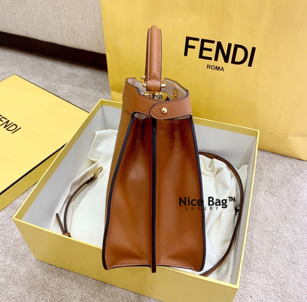 Fendi Peekaboo ISeeU Medium Brown Leather Bag like authentic chất lượng vip, sử dụng chất liệu da bê nguyên bản như chính hãng, sản xuất hoàn toàn bằng thủ công, cam kết chất lượng tốt nhất chuẩn 99%