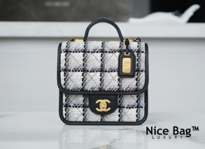 Chanel 22k Small Flap Bag With Top Handle - Nice Bag™