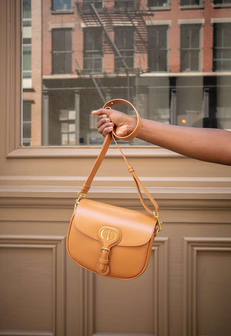 Túi xách Dior Bobby bag like authentic sử dụng chất liệu chính hãng, sản xuất hoàn toàn bằng thủ công, chất lượng chuẩn 99% so với chính hãng, cam kết bao check