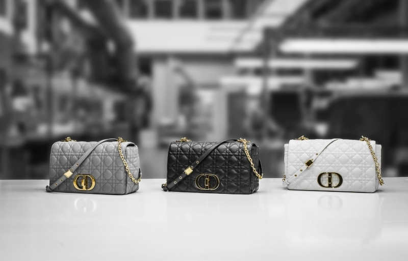 Túi Xách Dior Caro bag Like Authentic sử dụng chất liệu da bê nguyên bản như chính hãng, và hoàn toàn sản xuất bằng thủ công, chuẩn 99% so với hãng