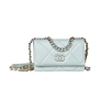 Chanel 19 Wallet On Chain Blue like authentic sử dụng chất liệu da cừu nguyên bản như chính hãng, được làm hoàn toàn thủ công, chuẩn 99% full box và phụ kiện, hỗ trợ trả góp bằng thẻ tín dụng,
