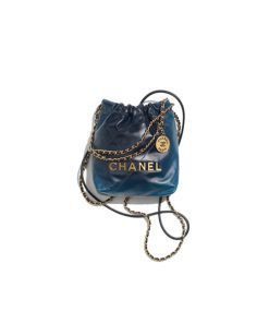 Chanel 22 Mini Bag Navy Blue like authentic sử dụng chất liệu da bò nguyên bản như chính hãng, cam kết chất lượng tốt nhất, full box và phụ kiện, hỗ trợ trả góp bằng thẻ tín dụng, nhận ship toàn quốc