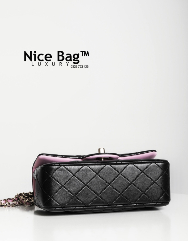 Chanel Mini Rectangular Flap Bag with Top Handle Black and Pink Lambskin Light Gold Hardware chuẩn like authentic sử dụng chất liệu da cừu, được may thủ công, cam kết chất lượng tốt nhất chuẩn 99% so với chính hãng, full box và phụ kiện, hỗ trợ trả góp bằng thẻ tín dụng