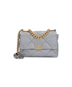 Chanel 19 Small Flap Quilted Lambskin Leather Shoulder Gray like authentic cam kết chất lượng tốt nhất chuẩn 99% so với chính hãng, được sử dụng da cừu nguyên bản như chính hãng, được may thủ công, chip cod mới nhất của nhà chanel, full box và phụ kiện, hỗ trợ trả góp bằng thẻ tín dụng