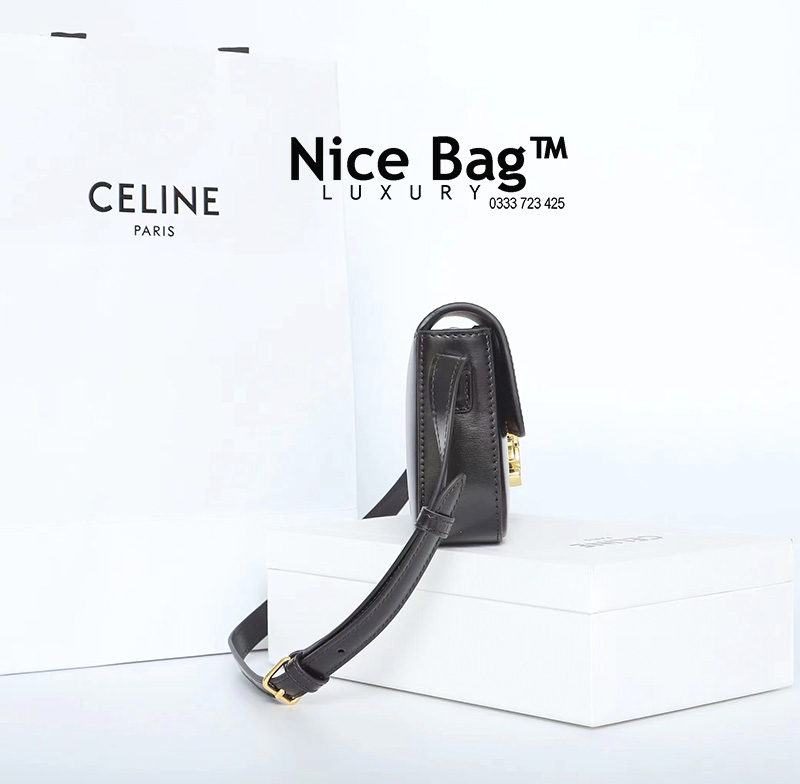Túi Celine Triomphe Shoulder Bag In Shiny Calfskin like authentic chuẩn 99% so với chính hãng, sử dụng chất liệu da bò, full box và phụ kiện, hỗ trợ trả góp bằng thẻ tín dụng