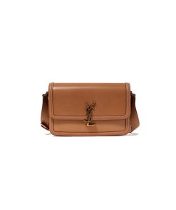 Túi Saint Laurent YSL Brown Solferino Medium Messenger Bag like authentic sử dụng chất liệu da bê, chuẩn 99% so với chính hãng, cam kết chất lượng tốt nhất, full box và phụ kiện, hỗ trợ trả góp bằng thẻ tín dụng, miễn phí ship toàn quốc