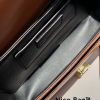 Túi Saint Laurent YSL Brown Solferino Medium Messenger Bag like authentic sử dụng chất liệu da bê, chuẩn 99% so với chính hãng, cam kết chất lượng tốt nhất, full box và phụ kiện, hỗ trợ trả góp bằng thẻ tín dụng, miễn phí ship toàn quốc