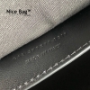Túi YSL Manhattan Shoulder Bag In Crocodile-Embossed Shiny Leather like authentic chuẩn 99% so với chính hãng, sử dụng chất liệu da bê dập vân cá sấu, full box và phụ kiện, hỗ trợ trả góp bằng thẻ tín dụng, miễn phí ship toàn quốc