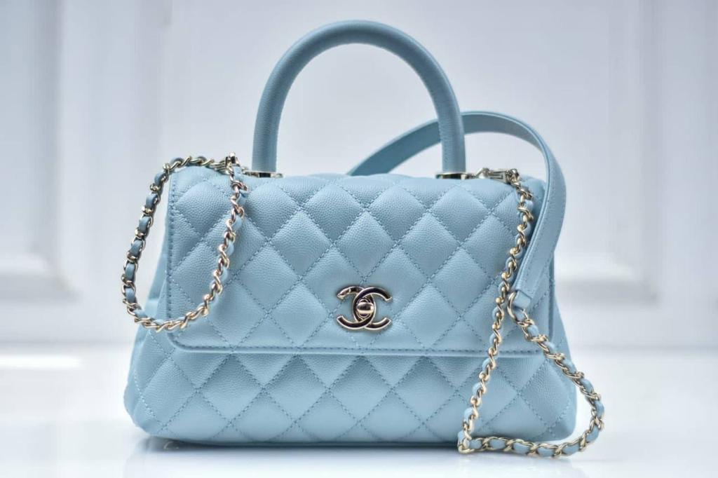 Chanel Coco Handle Bag Medium Caviar