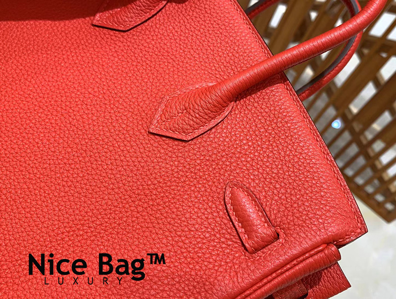 Túi Hermes Birkin Bag 30 Rouge Tomate Clemence Leather Silver Hardware chất lượng like authentic, cam kết chất lượng tốt nhất, chuẩn 99% so với chính hãng, cam kết dùng không ai biết, sử dụng chất liệu da togo, được may thủ công 100%, dùng chỉ pháp, full box và phụ kiện, hỗ trợ trả góp bằng thẻ tín dụng