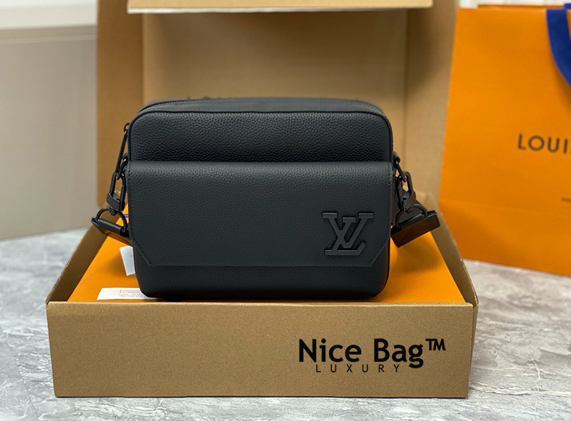 Túi Nam Lv Fastline Messenger Màu Đen M22482 Chất lượng like authetic, cam kết chất lượng tốt nhất, chuẩn 99% so với chính hãng, sử dụng chất liệu da bò, full box và phụ kiện, hỗ trợ trả góp bằng thẻ tín dụng