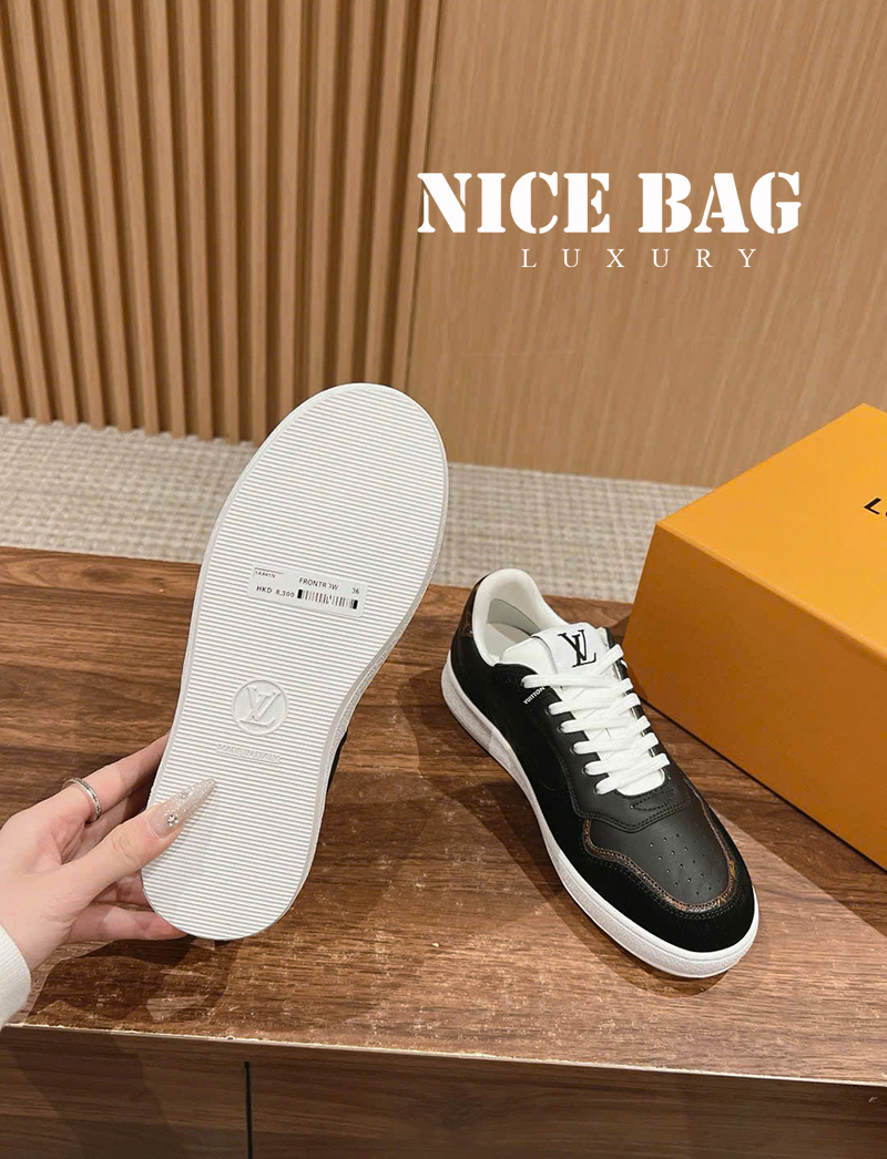 Giày LV Stadium Sneaker Noir Black 1ACUJ3 chất lượng like authentic, cam kết chất lượng tốt nhất, chuẩn 99% so với chính hãng, full box và phụ kiện, hỗ trợ trả góp bằng thẻ tín dụng.