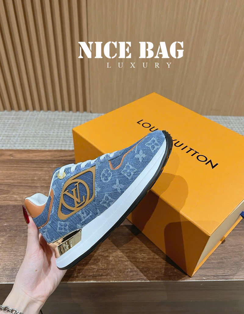 Giày Lv Neo Run Away Màu Xanh Dương 1ACHR7 chất lượng like authentic, sử dụng chất liệu da bê, full box và phụ kiện, hỗ trợ tar góp bằng thẻ tín dụng, miến phí ship toàn quốc