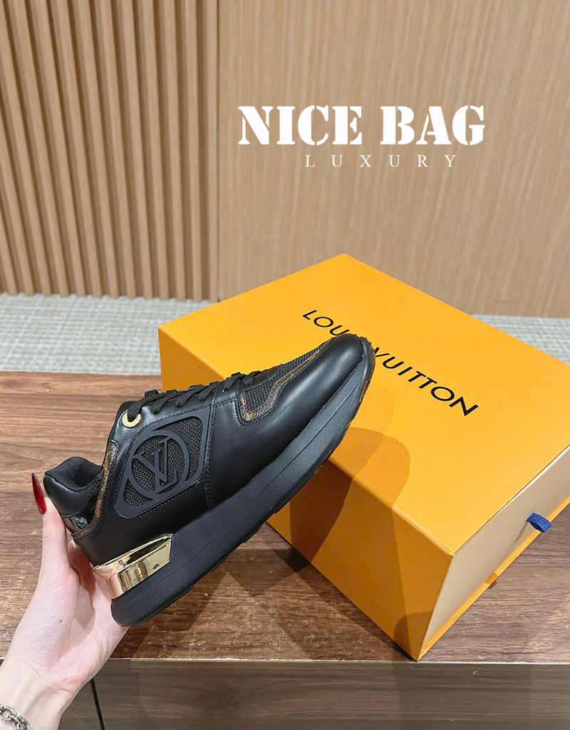 Giày Lv Neo Run Away Full Đen 1ACOF5 chất lượng like authentic, cam kết chất lượng tốt nhất, chuẩn 99% so với chính hãng, sử dụng chất liệu da bê, miễn phí ship toàn quốc