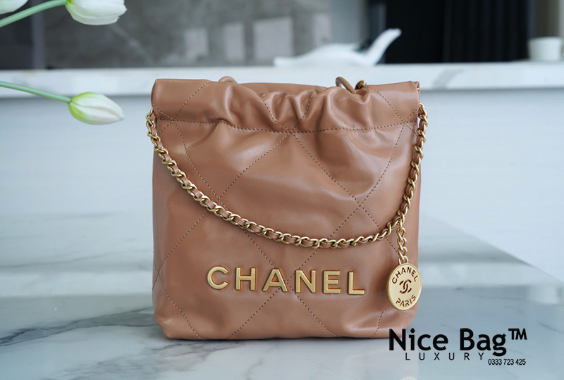 Túi Chanel Mini 22 Bag Brown Calfskin Gold Hardware